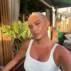 L - @leonahuntss - TikTok