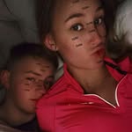 @leonajay12 - Instagram