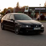 Seat Leon ARL+ - @081.leon.arl - Instagram