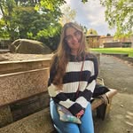 Leona Troyer - @leotroyer52 - Instagram