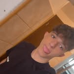Adrian - @leonardcashhh - Instagram