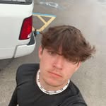 leonard frame - @leoisntbig - Instagram