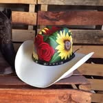 Leonila Rojo - @rojo.leonila - Instagram