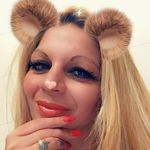 Leonor Moreno Garcia - @leonormorenogarcia - Instagram