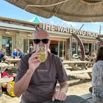 Les Henderson - Facebook