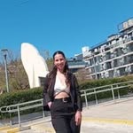 Leslie Henderson Bianchi - @les.henderson - Instagram