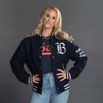Leslie Osborne Lewis - @leslieosborne12 - Instagram