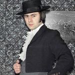Les Mansfield - @elrenshi - Instagram
