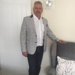 Les Thomas - Facebook