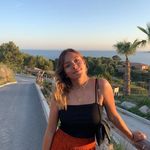 Lesa Lee - @diwelah645 - Instagram