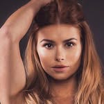Lesia - @lesiataylor_19 - Instagram