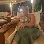 Lesley Bourne - @lesleybourne63 - Instagram