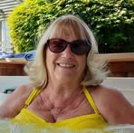 Lesley Chandler - Facebook