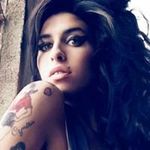 Lesley Crisp - @crisp.lesley - Instagram