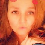 Lesley Dick - @lilswanlelly - Instagram