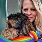 Lesley Dillon - @lamahood - Instagram