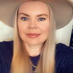 Lesley Stow-Dolan - @lesleydolan - Instagram