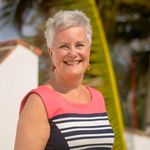 Lesley Field - @lesleyfield - Instagram