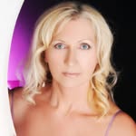 Lesley Field - @lesleydianefield - Instagram