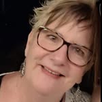 Lesley Franklin - @yelselnilknarf - Instagram