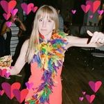 lesley garrison - @lesley.garrison - Instagram