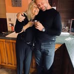Lesley Herron - Facebook