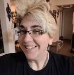 Lesley Herron - Facebook
