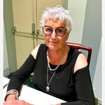 Lesley Holcombe - @holcombelesley - Instagram