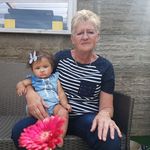 Lesley Holmes - @lesleyholmes6 - Instagram