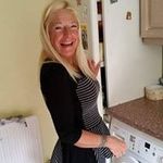 Lesley Holmes - @l_holmes7 - Instagram