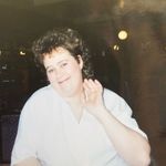 Lesley Holt - @lesleys0561 - Instagram
