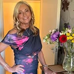 Lesley Holt - @lesley_holt - Instagram