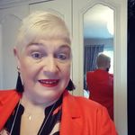 Lesley Hullock - @hullocklesley - Instagram