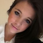Lesley Hyde - @they_love_lesley - Instagram