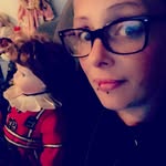 Lesley Knowles - @ghostlymogwaii - Instagram