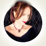 Lesley Lees-Robertson - @leleyslittlelife - Instagram