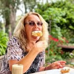 Lesley Manning - @lesley.manndog - Instagram