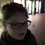 Lesley McElroy - @itslesleywithaney - Instagram