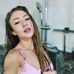 Lesley Reed - @lesleyreed77 - Instagram