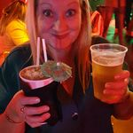 Lesley Russell - @yelsel18 - Instagram