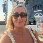 Lesley - @lesley.stapleton1 - Instagram