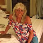 Lesley Stone - @lesley.stone.355 - Instagram