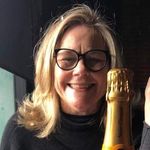 Leslie Appleton Young - @lappl.etony - Instagram