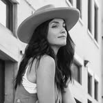 LESLIE⚡️AUSTIN - @theleslieaustin - Instagram