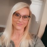 Leslie Bard - @leggz1113 - Instagram