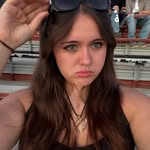 leslie bertram <3 - @leslayspam.pt2 - Instagram