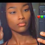 Leslie Bessembe - @bess_leslie - Instagram