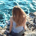 @lesliebills94 - Instagram