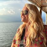Lora Leslie Bills - @billsmoma - Instagram