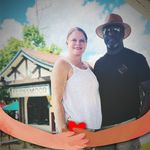 Leslie Bobb - @lebobb - Instagram